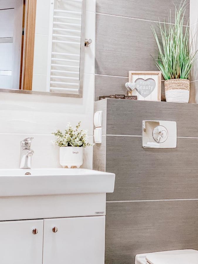 Apartamenty Flat White Ruczajowa Zielona Góra Buitenkant foto